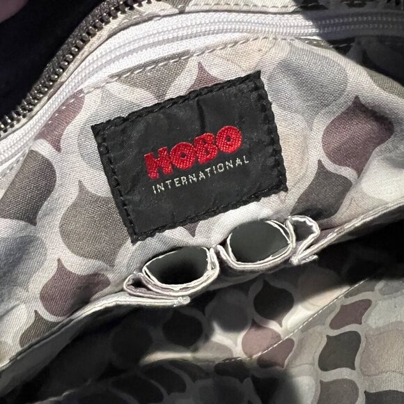 Hobo International Gray Leather Fold Over with dust bag - Picture 6 of 16